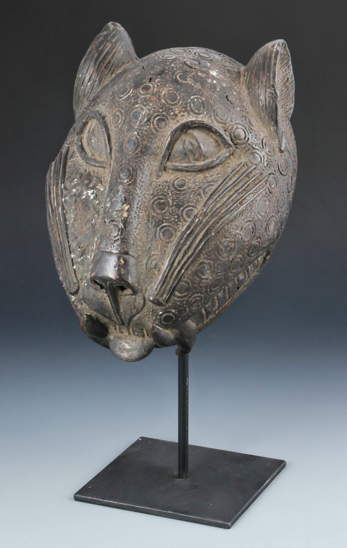 Benin Bronze Leopard Mask (1 of 3)