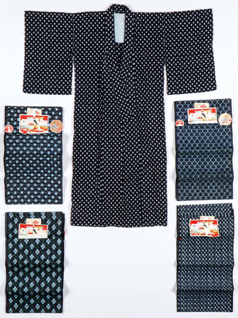 Lot of Japanese Ikat/Kasuri Textiles (1 of 5)