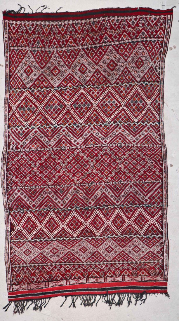 Antique Moroccan Mixed Weave Rug: 8'4'' x 4'10'' (254 x: Antique Moroccan Mixed Weave Rug, Morocco: 8'4'' x 4'10'' (254 x 147 cm). Early 20th c. Provenance: Maryanne Conheim, Philadelphia.