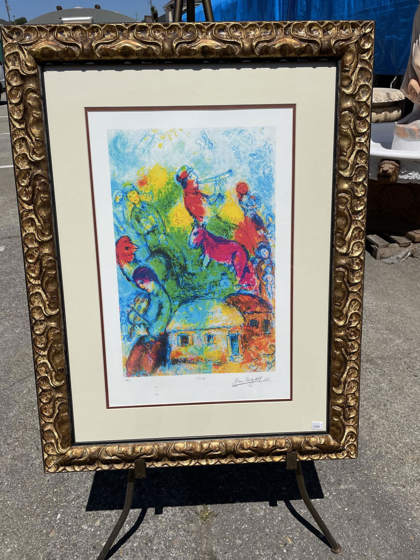Marc Chagall - Limited Edition Print, 109 of 500: Marc Chagall - Limited Edition Print, 109 of 500Title: Shofar Gilded Wood Frame Local EstateGood Condition Dimensions: 34 1/2" x 26 1/2"