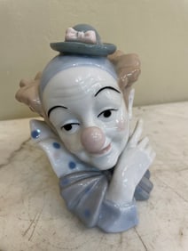 Small Porcelain Clown Head with Hat Figurine