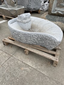 Granite Leaf-Shaped Fountain with Crab