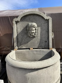 Large Spectacular Self-Contained Fountain