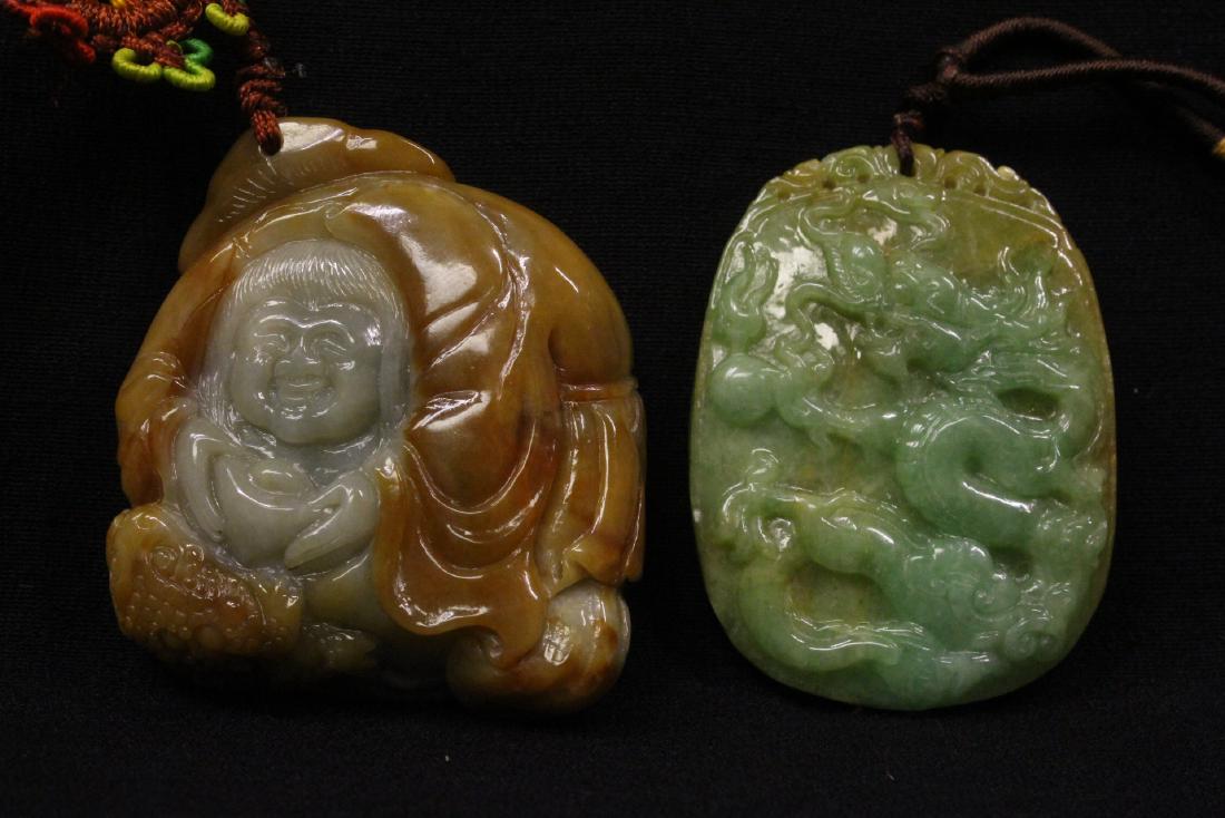 2 Chinese jadeite carved ornaments (1 of 10)