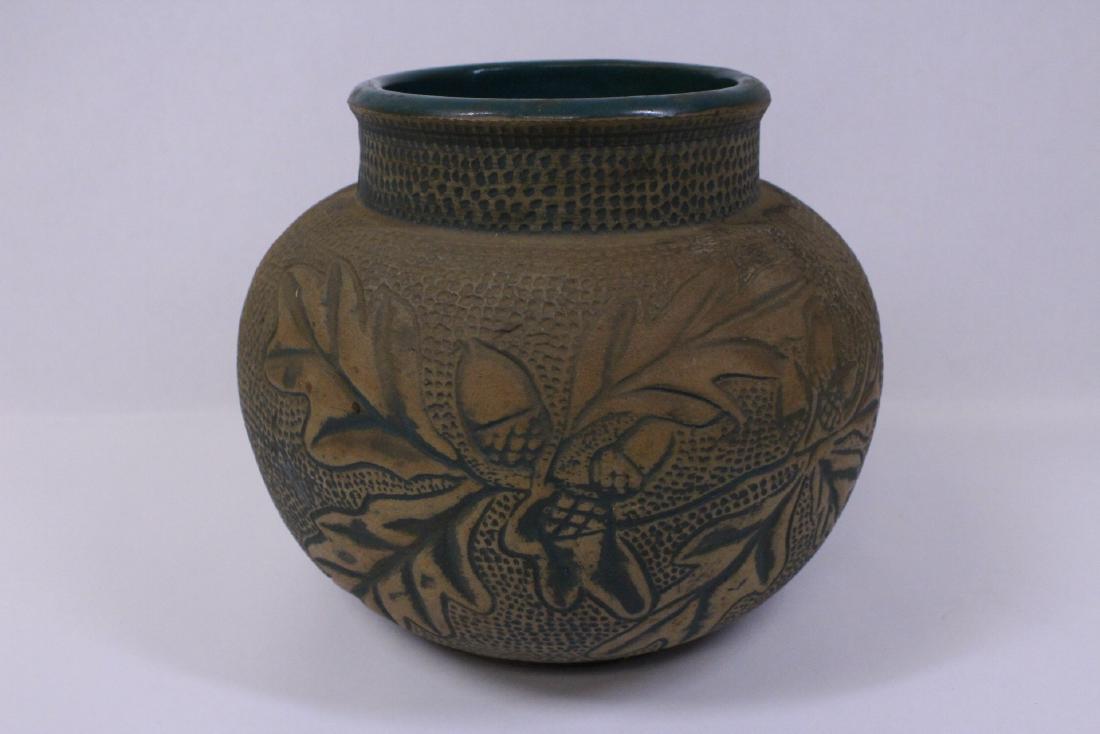 A Red Wing brushed ware jar (1 of 10)