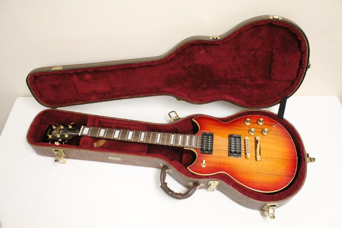 Yamaha SG-700S electric guitar (1 of 10)