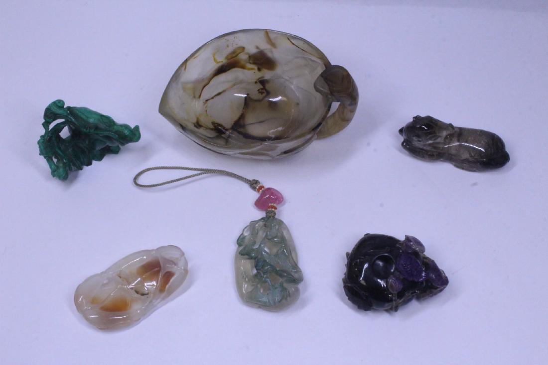 Important group of antique carvings (1 of 10)