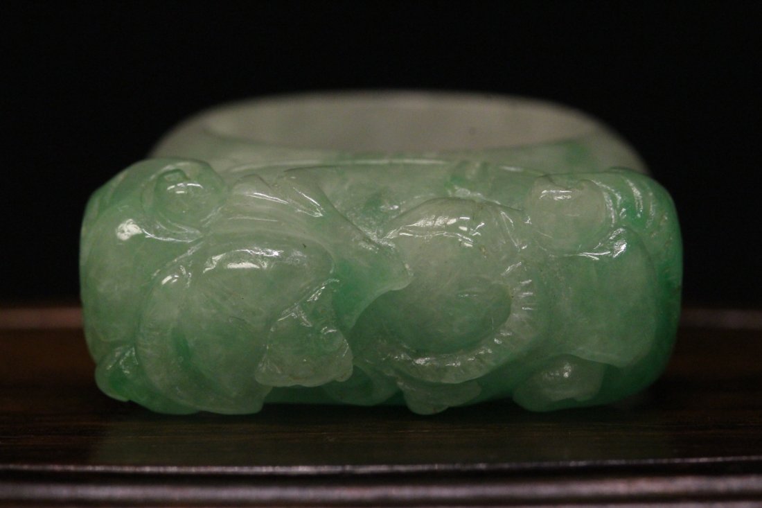Chinese antique jadeite bangle ring (1 of 10)