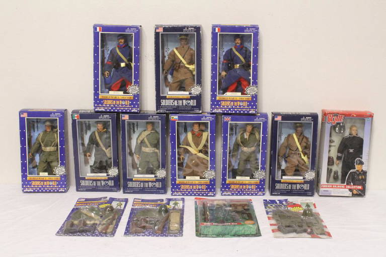 10 Gi Joe Dolls In Original Boxes And 4 Accessories