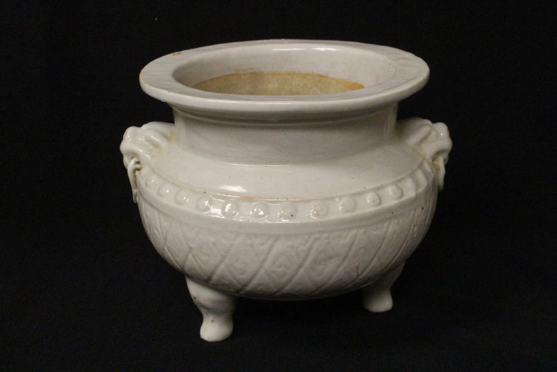 Chinese vintage light celadon porcelain censer (1 of 10)