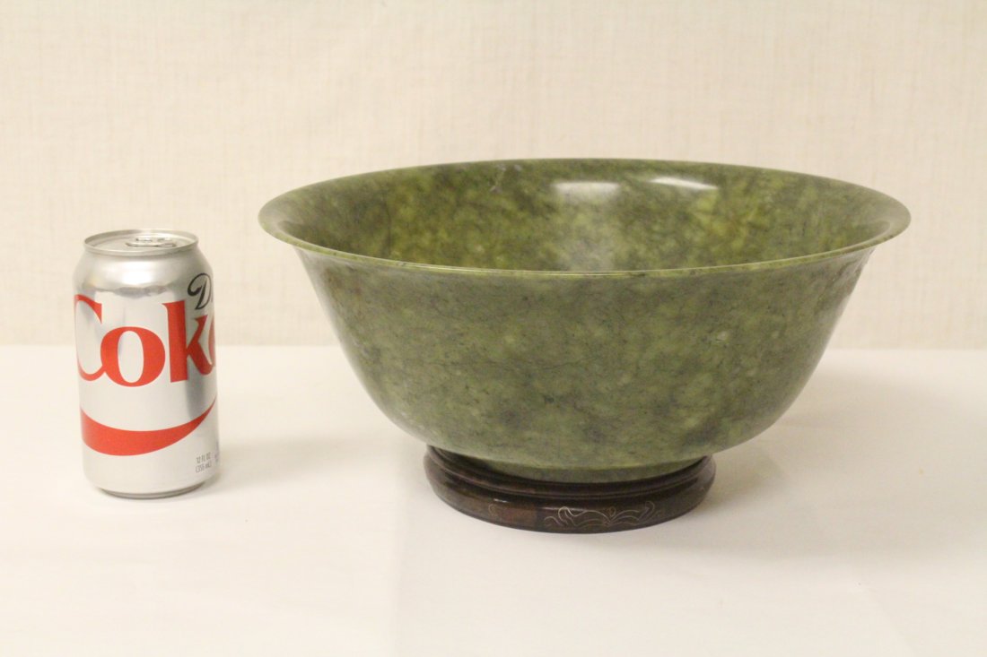Chinese large green jade carved bowl (1 of 10)