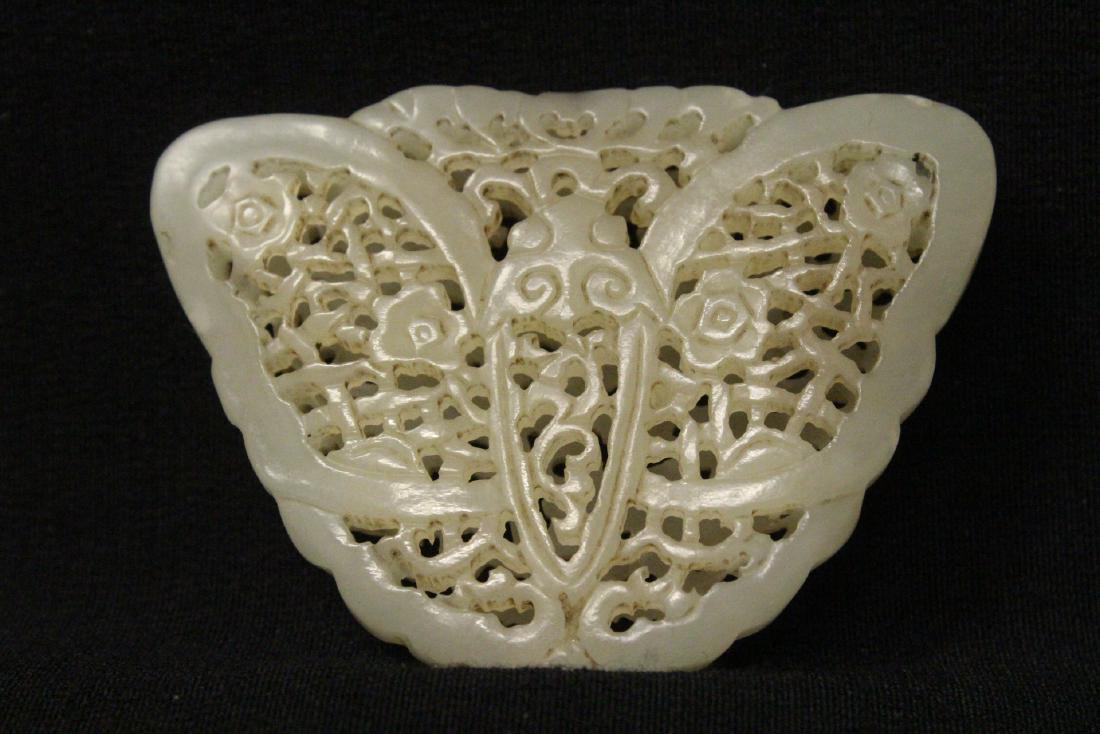 Chinese 19th/20th century hetian white jade carving (1 of 10)