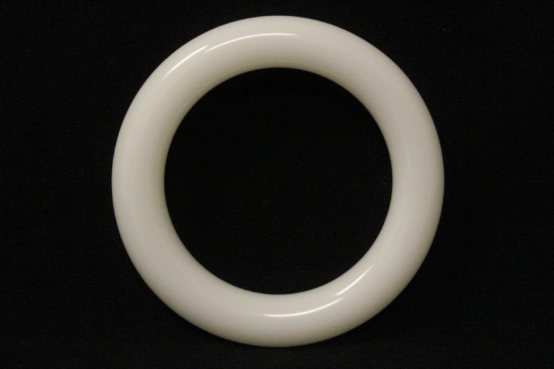 White Peking glass bangle bracelet (1 of 9)