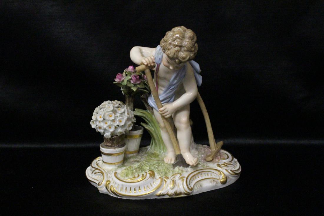 Antique Meissen figure (1 of 10)