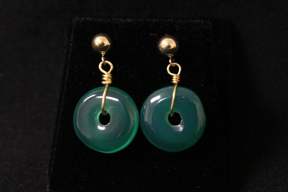 Pair 14K Y/G earrings w/ jadeite like agate discs (1 of 10)