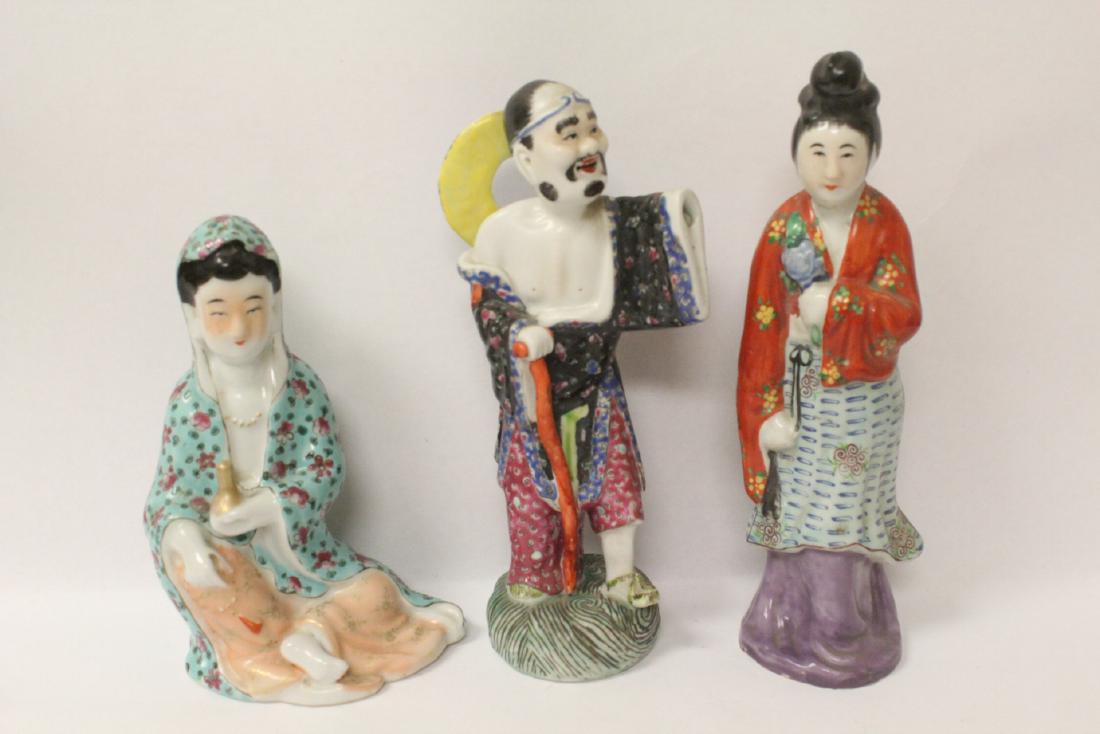 3 Chinese porcelain figures (1 of 10)