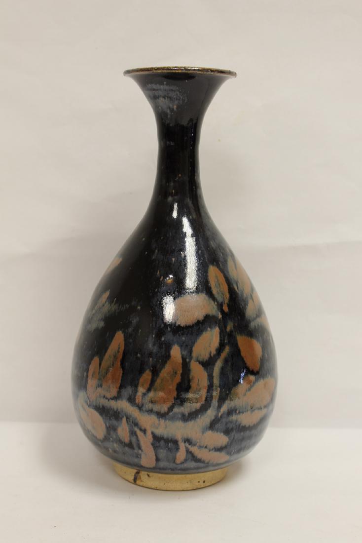 Chinese Song style cizhou yao porcelain vase (1 of 10)