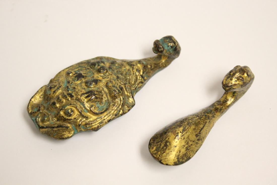 2 Chinese vintage gilt bronze belt buckles (1 of 10)