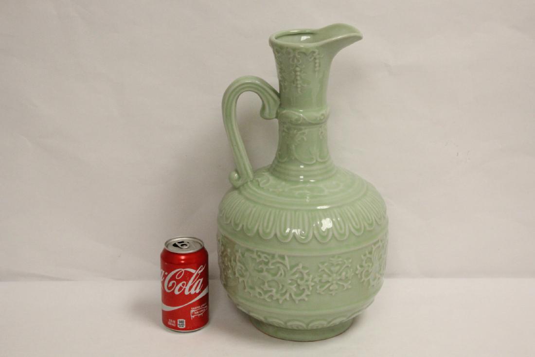 Large Chinese celadon handled jar (1 of 10)