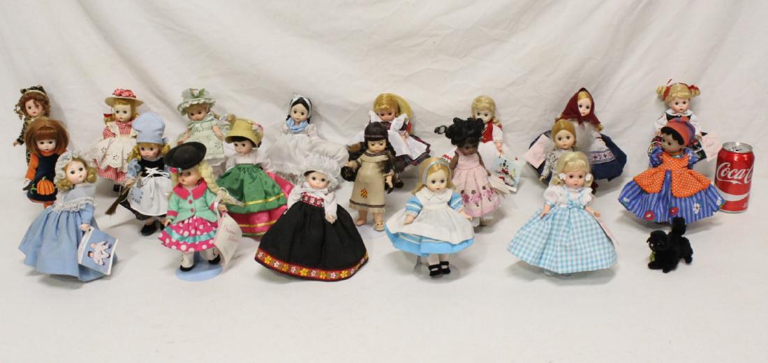 20 Madame Alexander dolls (1 of 10)