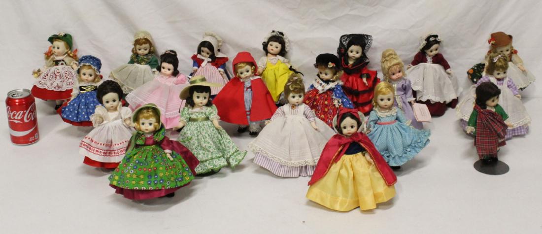 20 Madame Alexander dolls (1 of 10)