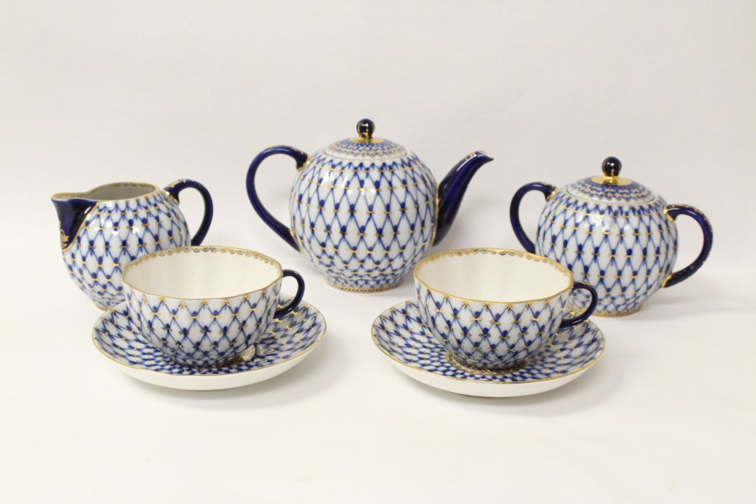 5 piece Russia tea set (1 of 10)