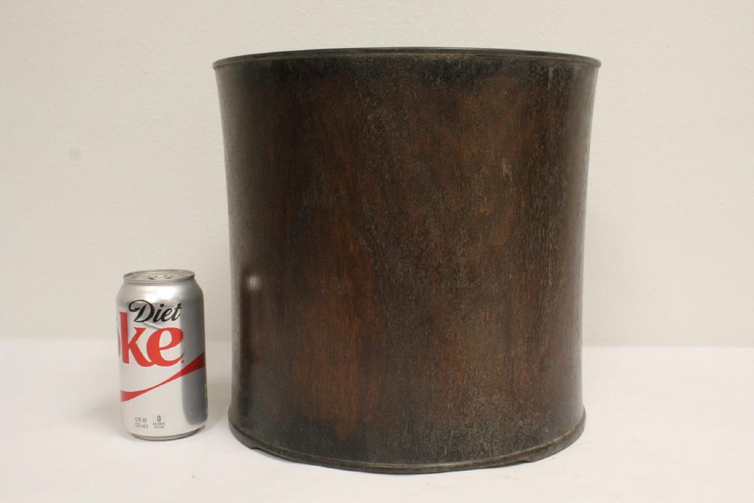 Large Chinese rosewood brush holder (1 of 10)