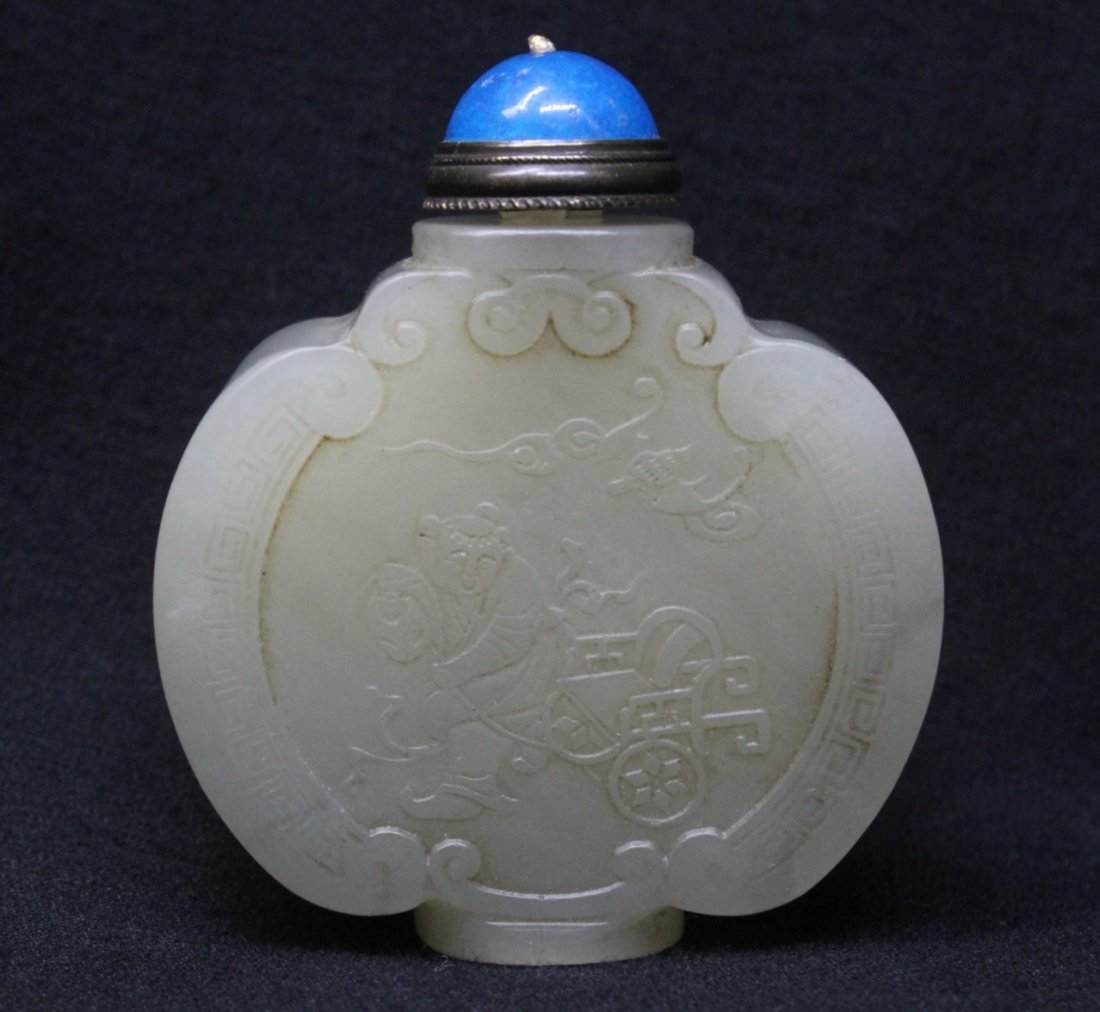 A well hollowed Chinese white jade snuff bottle (1 of 10)