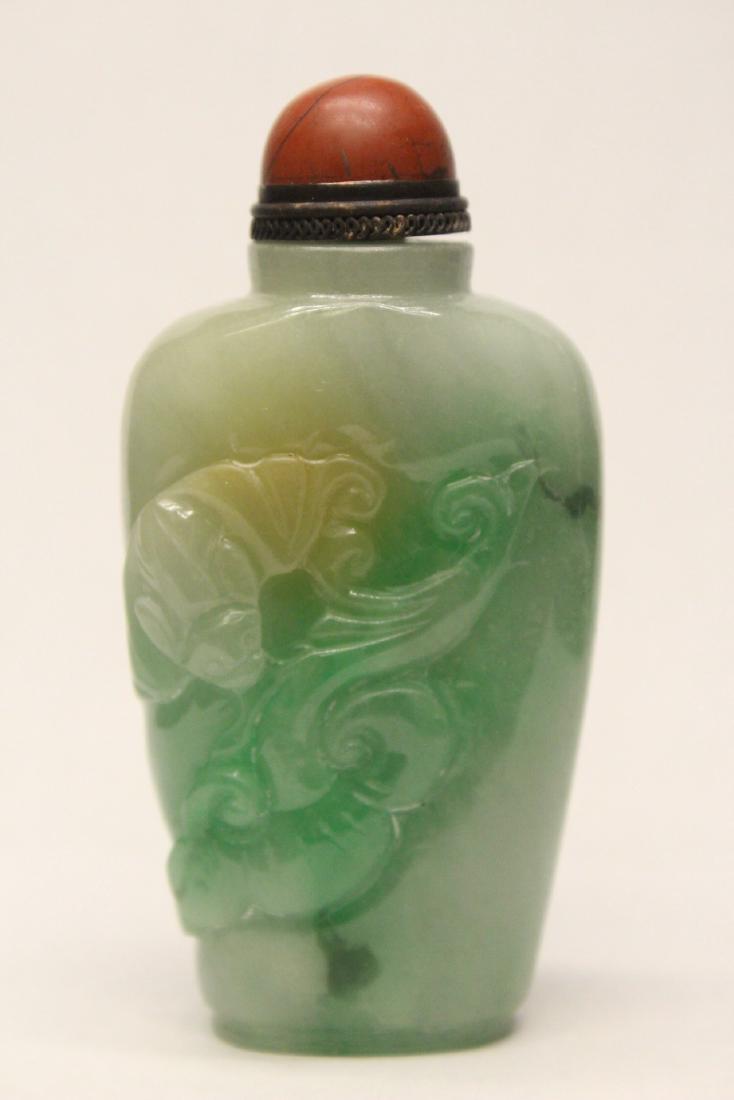 Chinese well hollowed jadeite carved snuff bottle (1 of 10)
