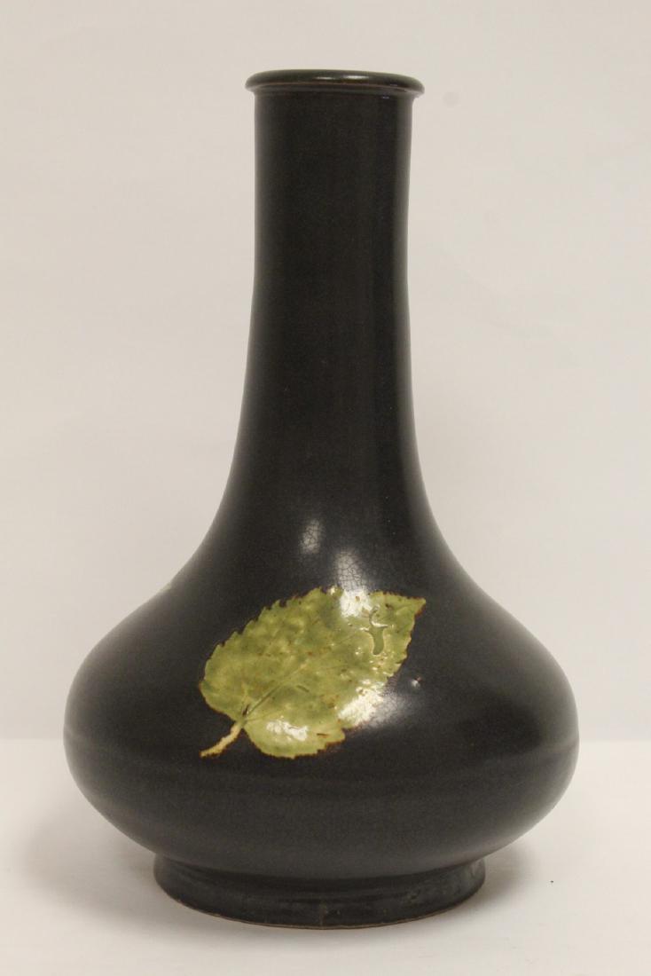 A Song style black glazed vase (1 of 10)