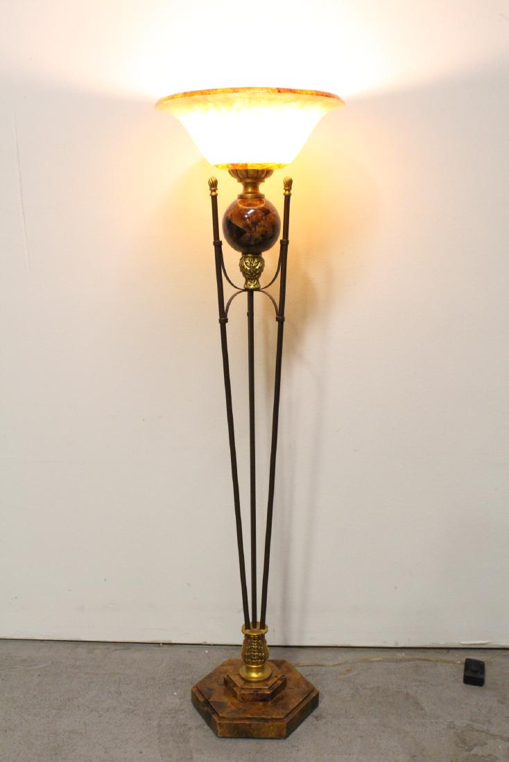 A beautiful modern design floor lamp (1 of 10)