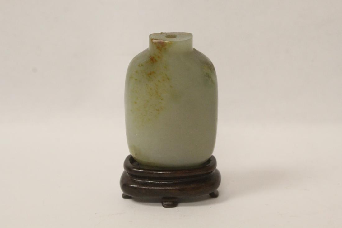 Chinese antique hetian jade snuff bottle (1 of 9)