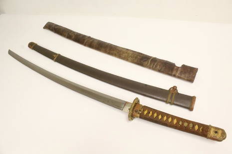 Japanese military mount Katana samurai sword: Japanese military mount Katana samurai sword, 39.25"L (blade: 26.25"L)