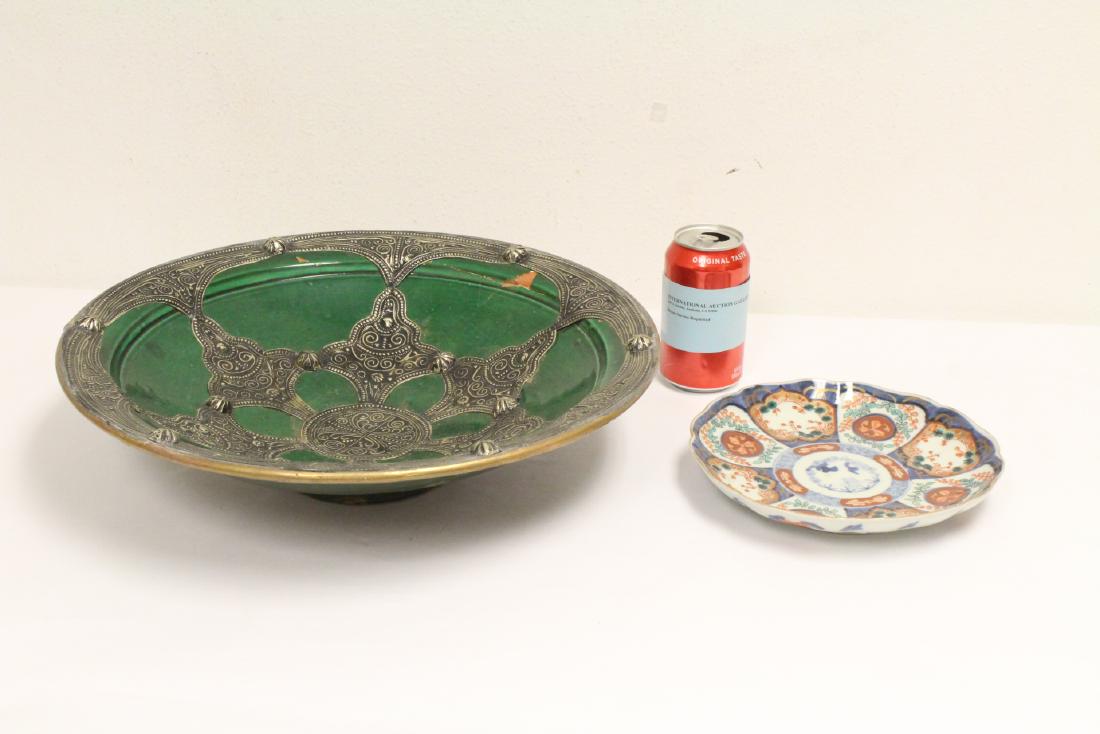 Chinese pottery plate, and an antique imari plate (1 of 12)