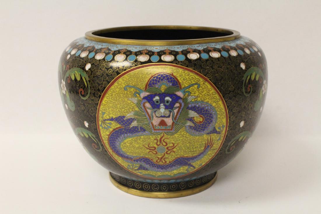 Chinese cloisonne jar (1 of 11)