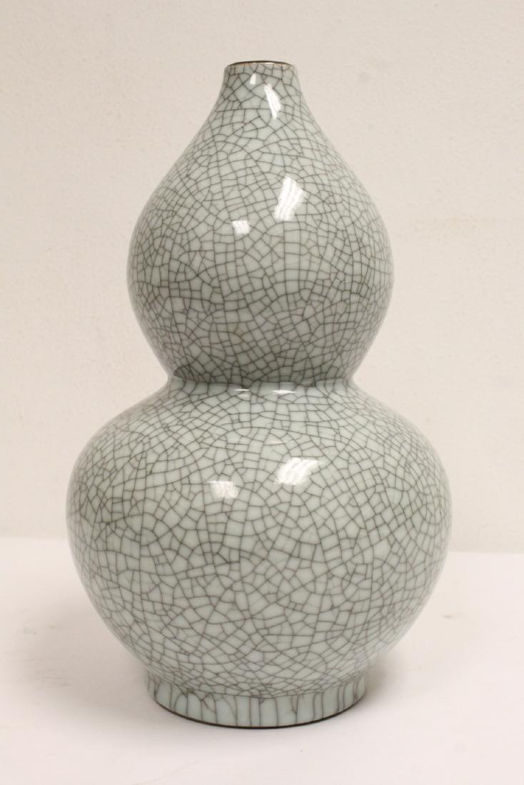 Chinese crackleware gourd shape vase (1 of 10)