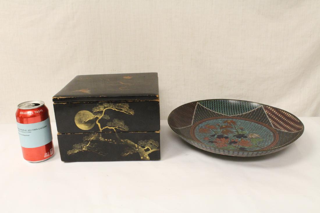 Antique Japanese lacquer box and a cloisonne plate (1 of 11)