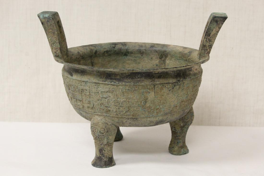 Chinese archaic style handled 3 feet ding (1 of 10)