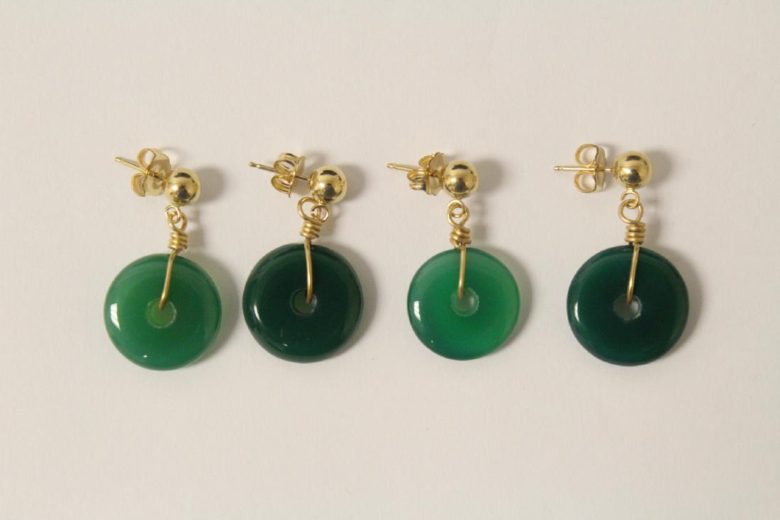 2 pair green agate disc motif earrings (1 of 13)