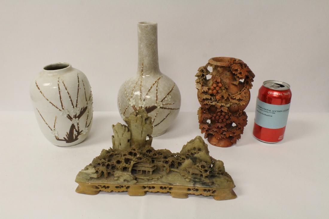 2 Chinese shoushan stone carvings & 2 porcelain vases (1 of 10)
