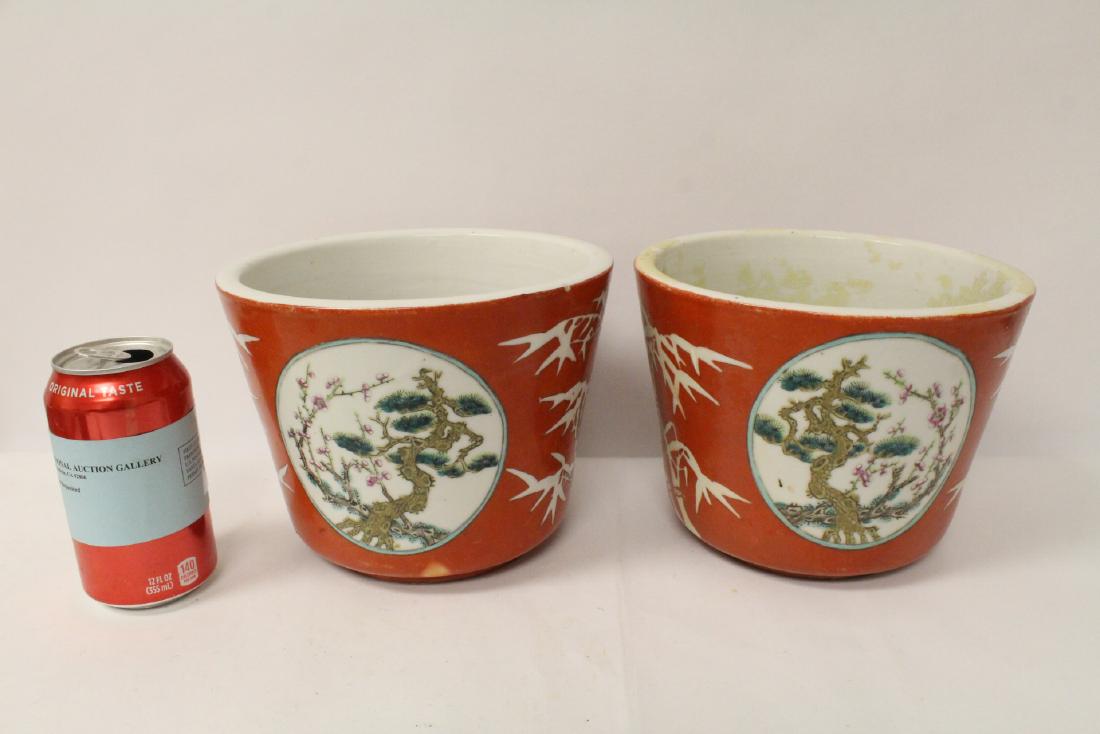 Pr Chinese antique famille rose porcelain planters (1 of 10)