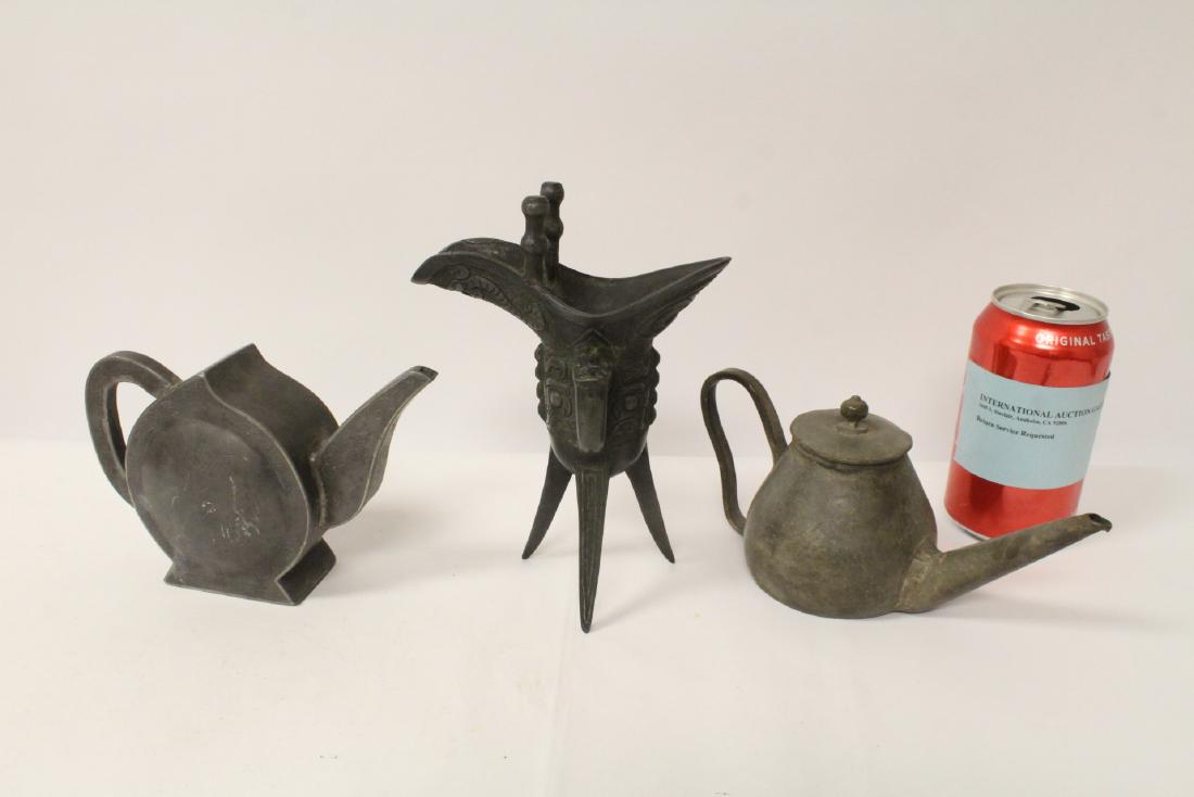 2 pewter teapots and a bronze jue (1 of 11)