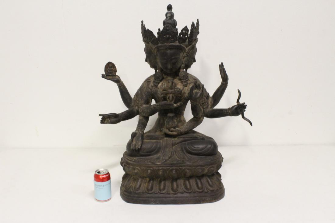 important Chinese vintage massive bronze sculpture (1 of 13)