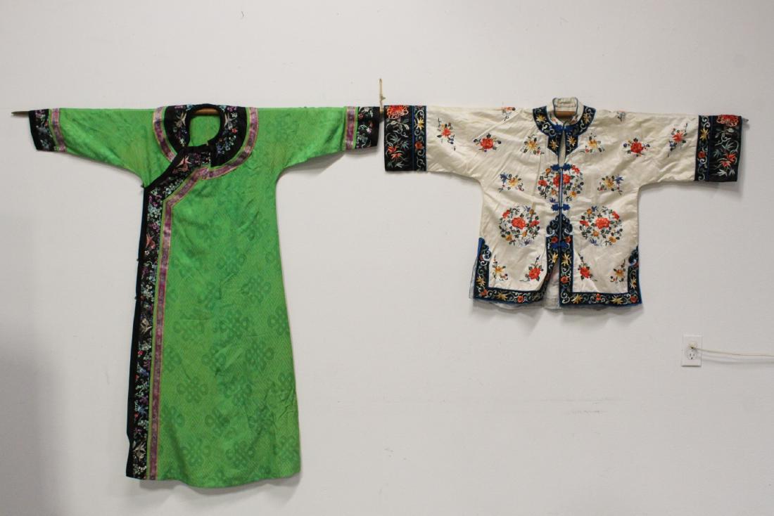 2 Chinese vintage embroidery clothing (1 of 15)
