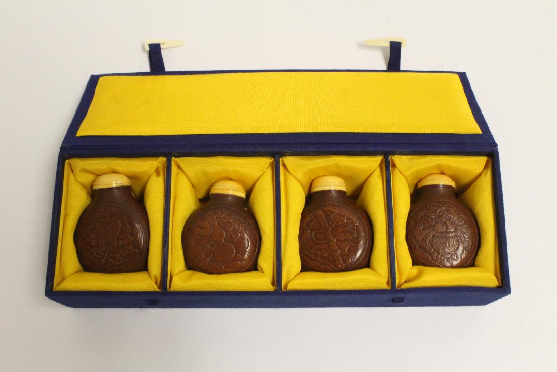 Unusual 4 gourd snuff bottles (1 of 11)