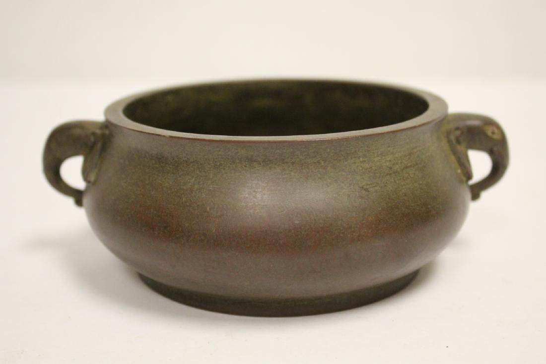 A very heavy Chinese bronze open censer (1 of 9)