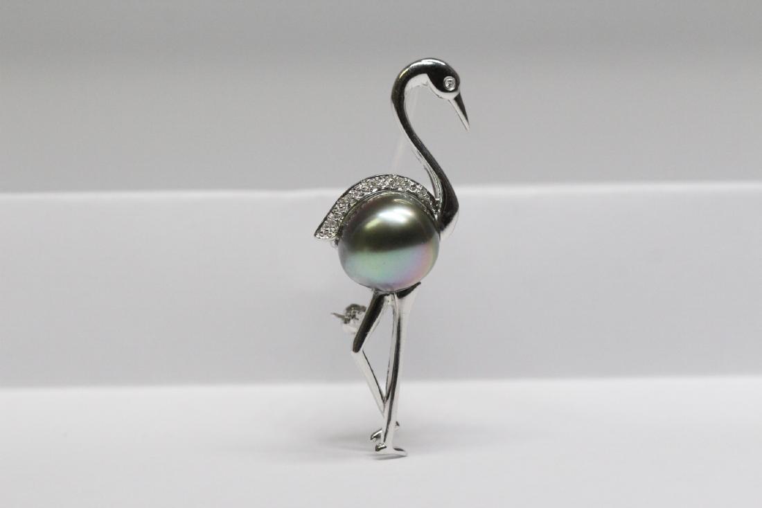 14K Y/G brooch w/ Tahitian black pearl and diamonds (1 of 11)