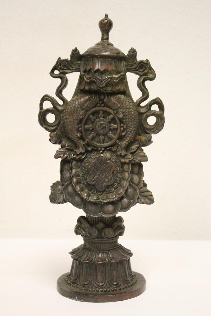 Chinese bronze sculpture of table ornament (1 of 10)