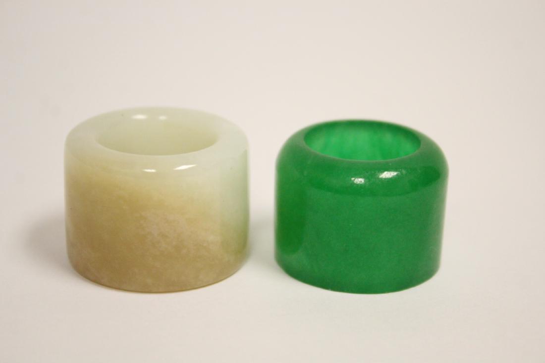 2 agate like stone archer's rings (1 of 8)