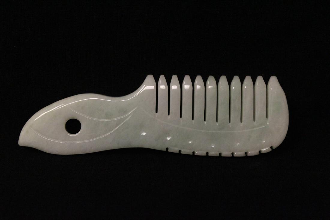 Unusual jadeite carved comb (1 of 10)